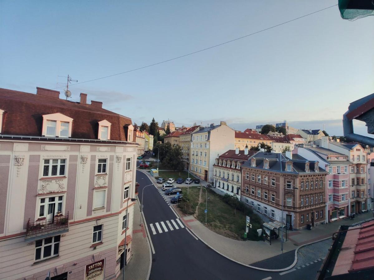 Apartman V Centru Karlovy Vary Ngoại thất bức ảnh